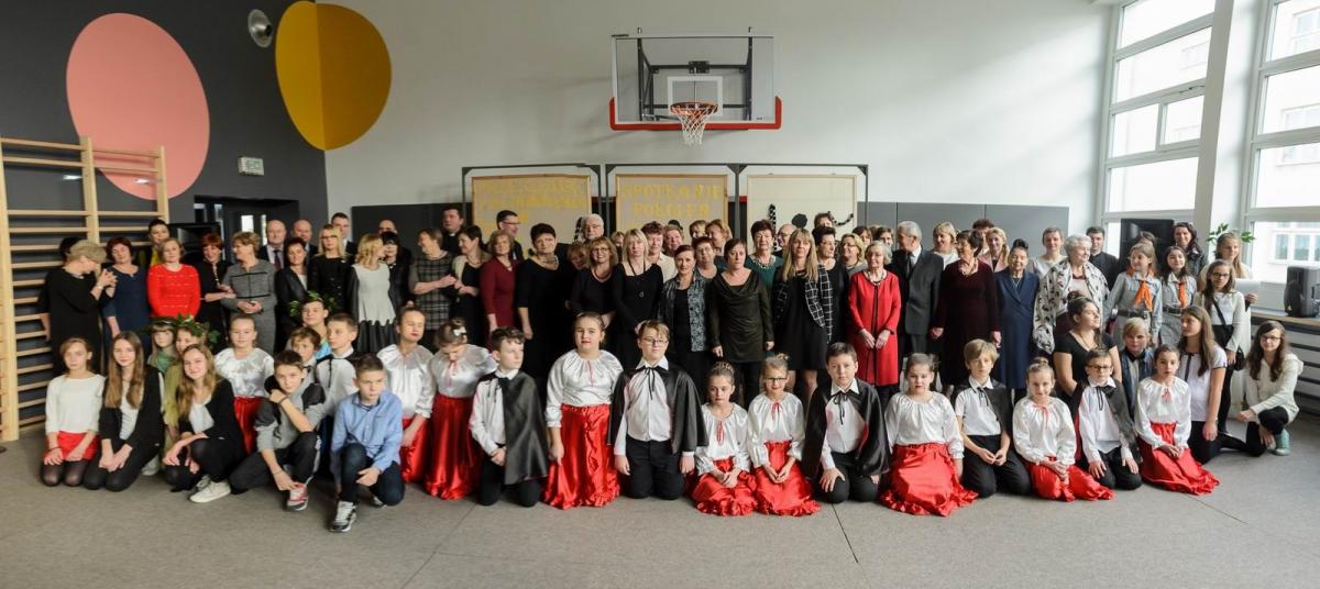 Wspólne zdjęcie uczestników spotkania.<br/>fot.Tomasz Mielnik