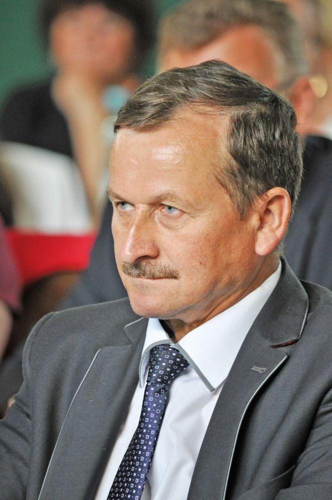 – Dobrze, że w kwestii oszczędności zajmujemy wysokie miejsce. Myślę, że świadczy to o gospodarności urzędników – mówi wójt gminy Krzywcza Wacław Pawłowski.<br/>fot.Paweł Bugira
