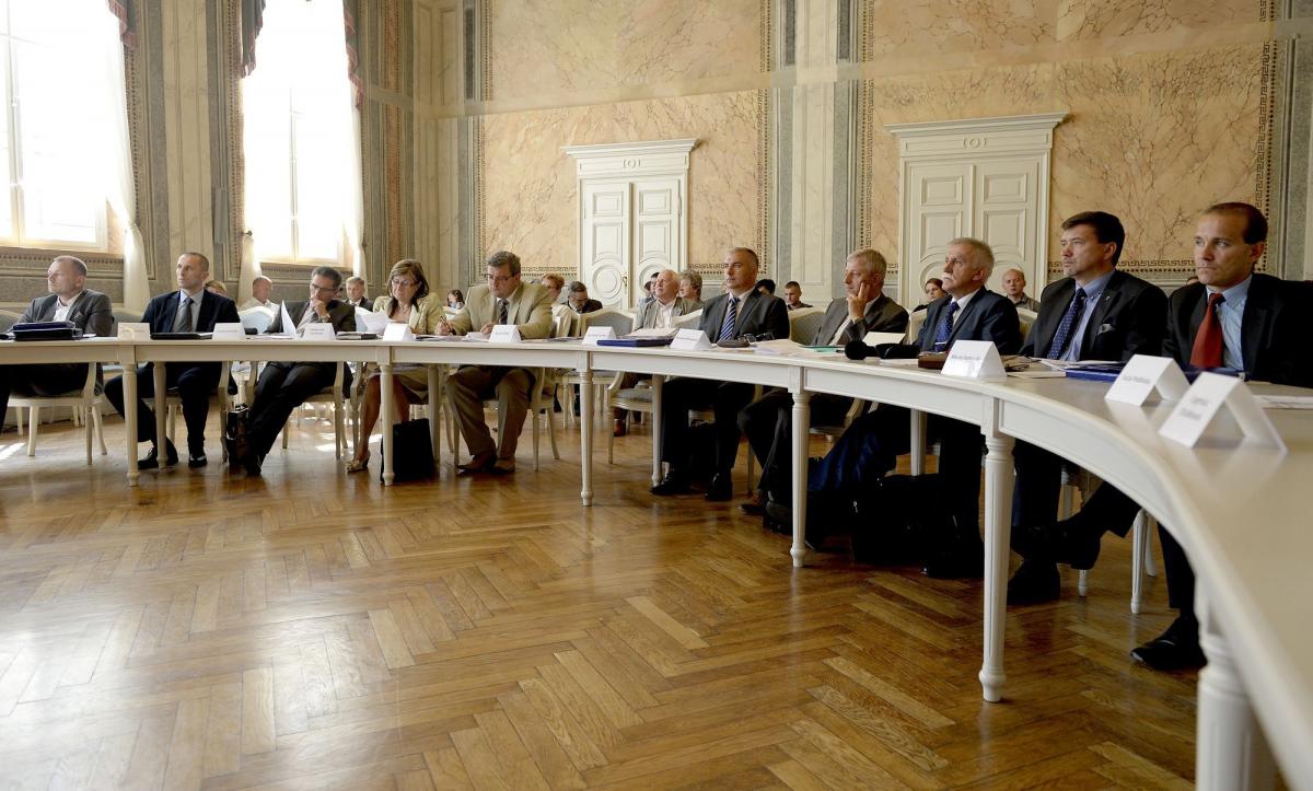 Czy radni podejmą decyzję o zamiarze likwidacji gimnazjum?<br/>fot.zbiory własne