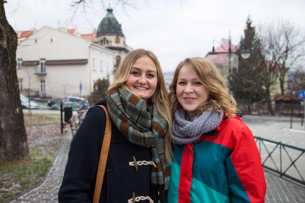 – Kochamy ten rodzaj podróżowania, bo daje nam najpełniejszy obraz świata. Wiadomo, że czasem bywa trochę niebezpiecznie, ale nie miałyśmy jeszcze naprawdę groźnej sytuacji – mówi Amanda.<br/>fot.Kamil Jacek Zarański