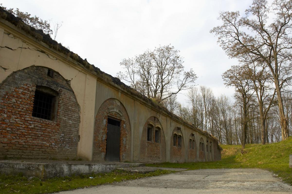 Czy znajdą się pieniądze na dalszą rewitalizację fortów Twierdzy Przemyśl? Fort m.in. w Łętowni czeka...<br/>fot.ZGFTP