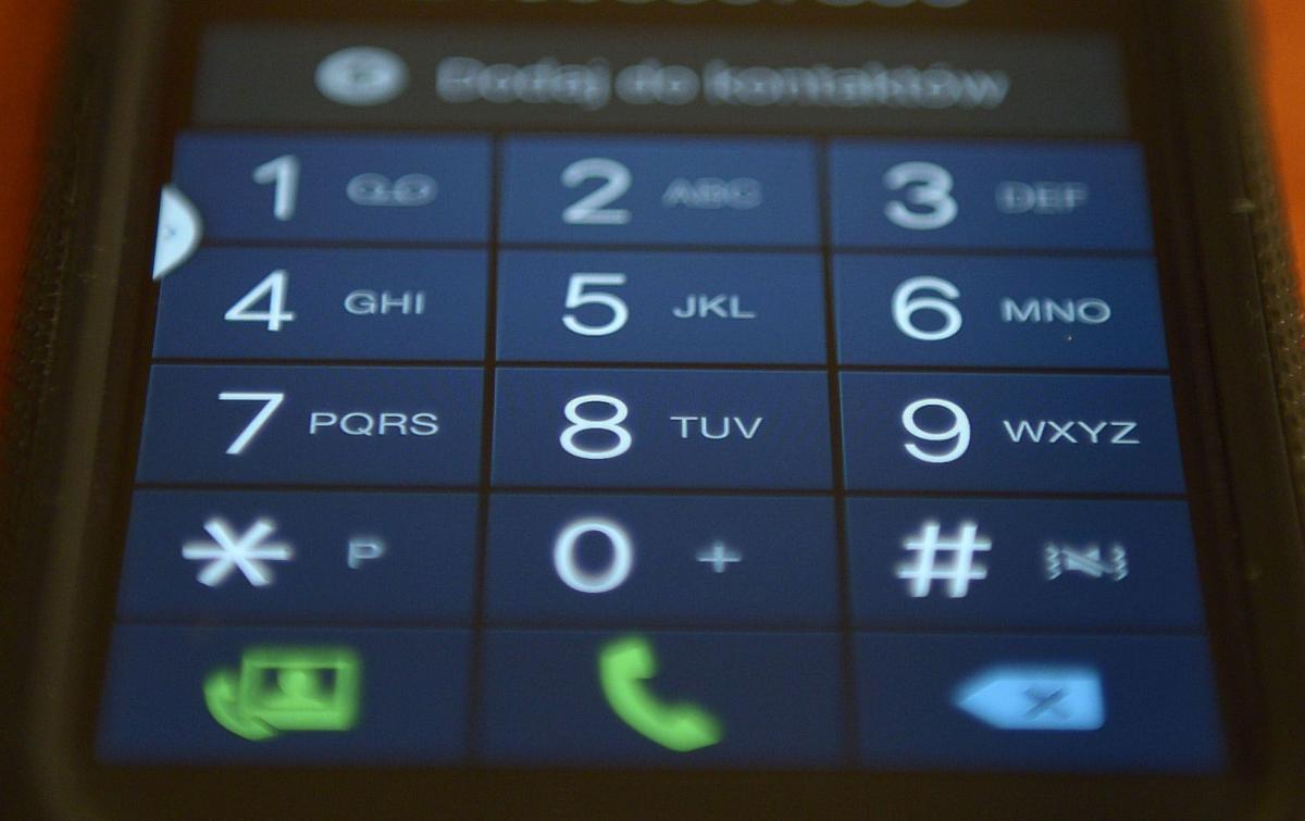 Metoda oszukiwania abonentów (najczęściej sieci telefonii komórkowych) polega na wykorzystywaniu ich skłonności do oddzwaniania na nieodebrane połączenia.<br/>fot.zbiory własne