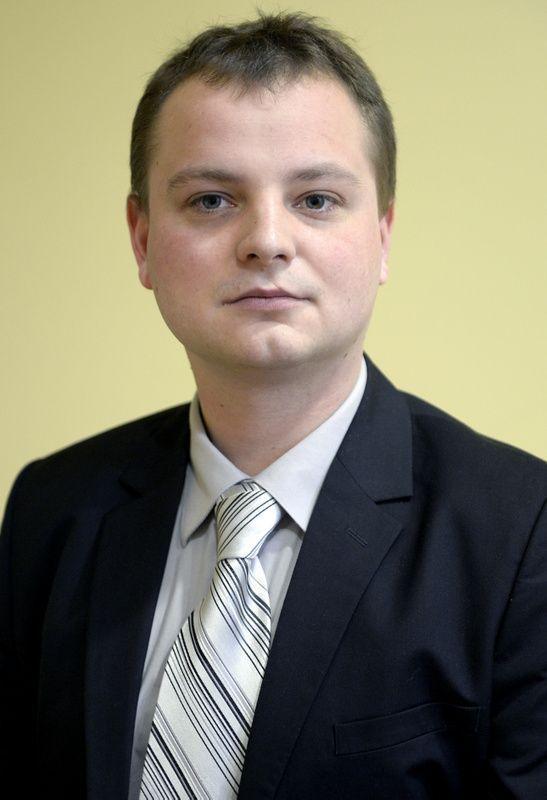 – Czy przyrodę należy chronić przed człowiekiem czy dla człowieka? – zastanawia się Grzegorz Gągola.