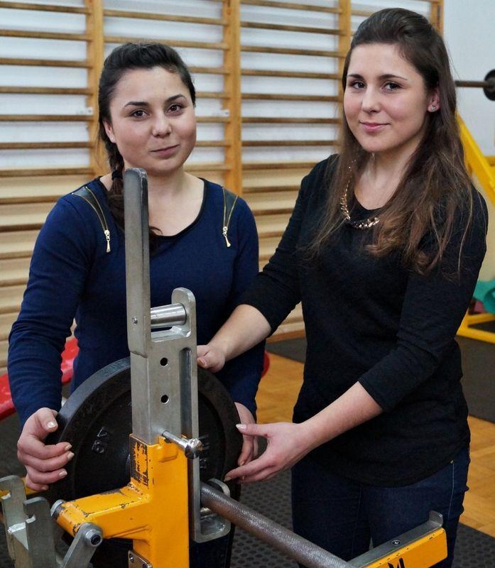 Regularne treningi to według sióstr podstawa sukcesu. Na zdjęciu od lewej Marta i Monika.<br/>fot.Bogusława Pajda