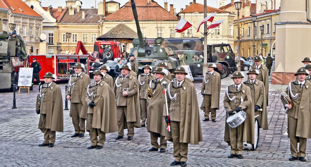 Na jarosławskim Rynku zaprezentowali się podhalańczycy z dywizjonu artylerii rakietowej.<br/>fot.Bogusława Pajda