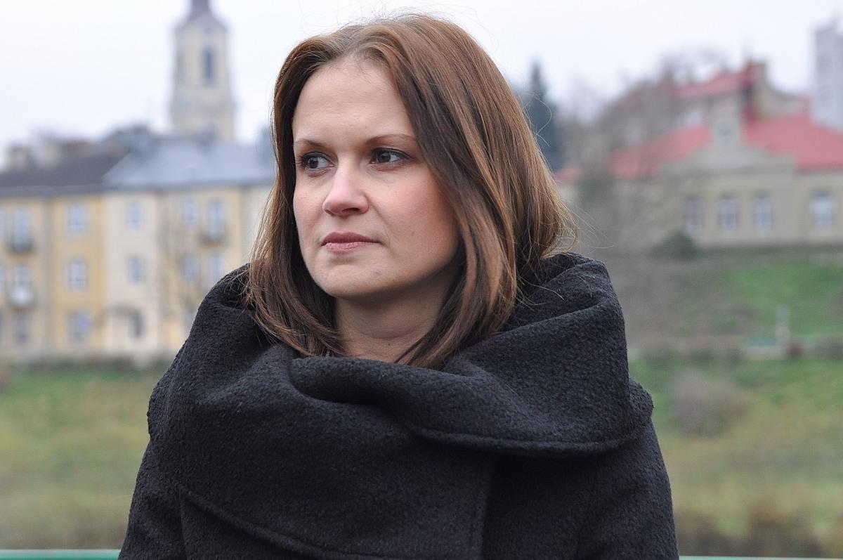 – Jeśli można za zagospodarowanie hektara scalonych gruntów otrzymać nawet dwa tysiące euro, to dlaczego z tego nie skorzystać – uważa posłanka Anna Schmidt-Rodziewicz.<br/>fot.Paweł Bugira