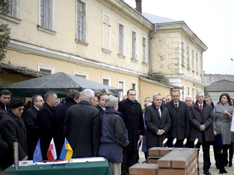 Dom Polski powstanie przy ul. Szewczenki 3a we Lwowie, gdzie dzisiaj wmurowano akt erekcyjny.<br/>fot.zbiory własne