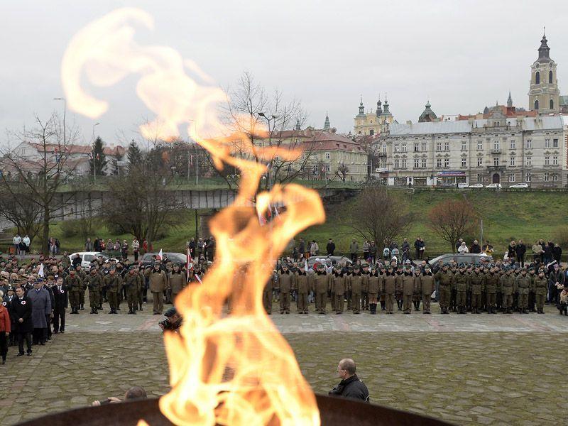Główne uroczystości odbędą się przed pomnikiem Orląt Przemyskich.<br/>fot.zbiory własne