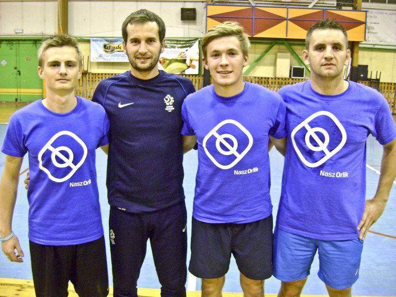 Jerzy Feldman, Patryk Socha i Jakub Winiarski – animatorzy orlików z gminy Wiązownica.<br/>fot.Jerzy Feldman 