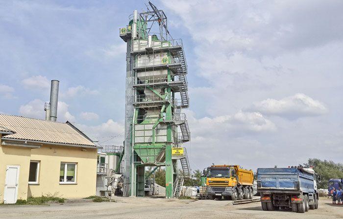 W wytwórni mas bitumicznych w Radymnie powstanie instalacja wychwytująca zapachy.<br/>fot.ze zbiorów własnych