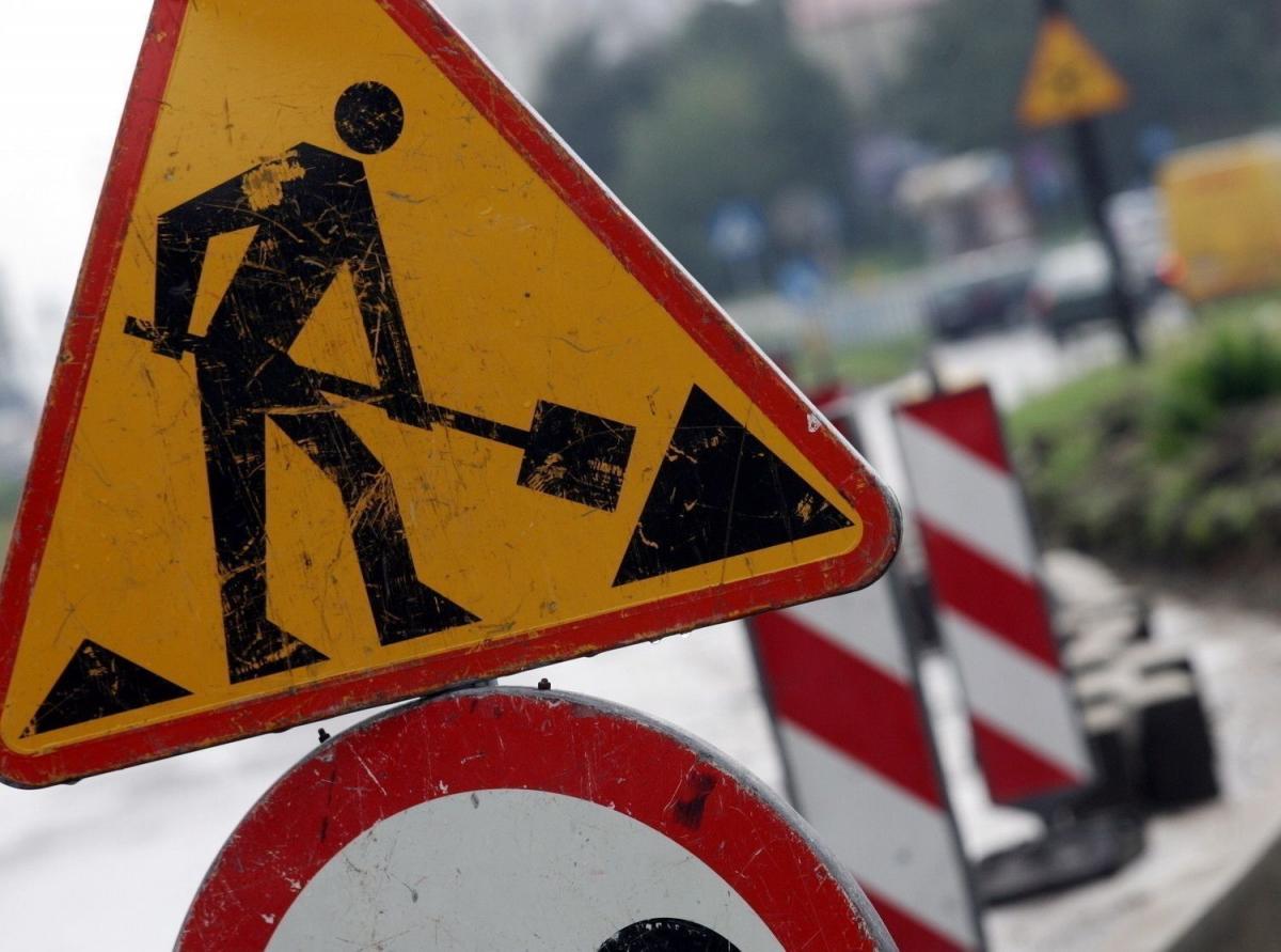 W ramach programu mogą być wykonywane roboty budowlane polegające na budowie, przebudowie, remoncie drogi powiatowej lub gminnej. Zadanie powinno być realizowane i ukończone w 2016 r. <br/>fot.zbiory własne