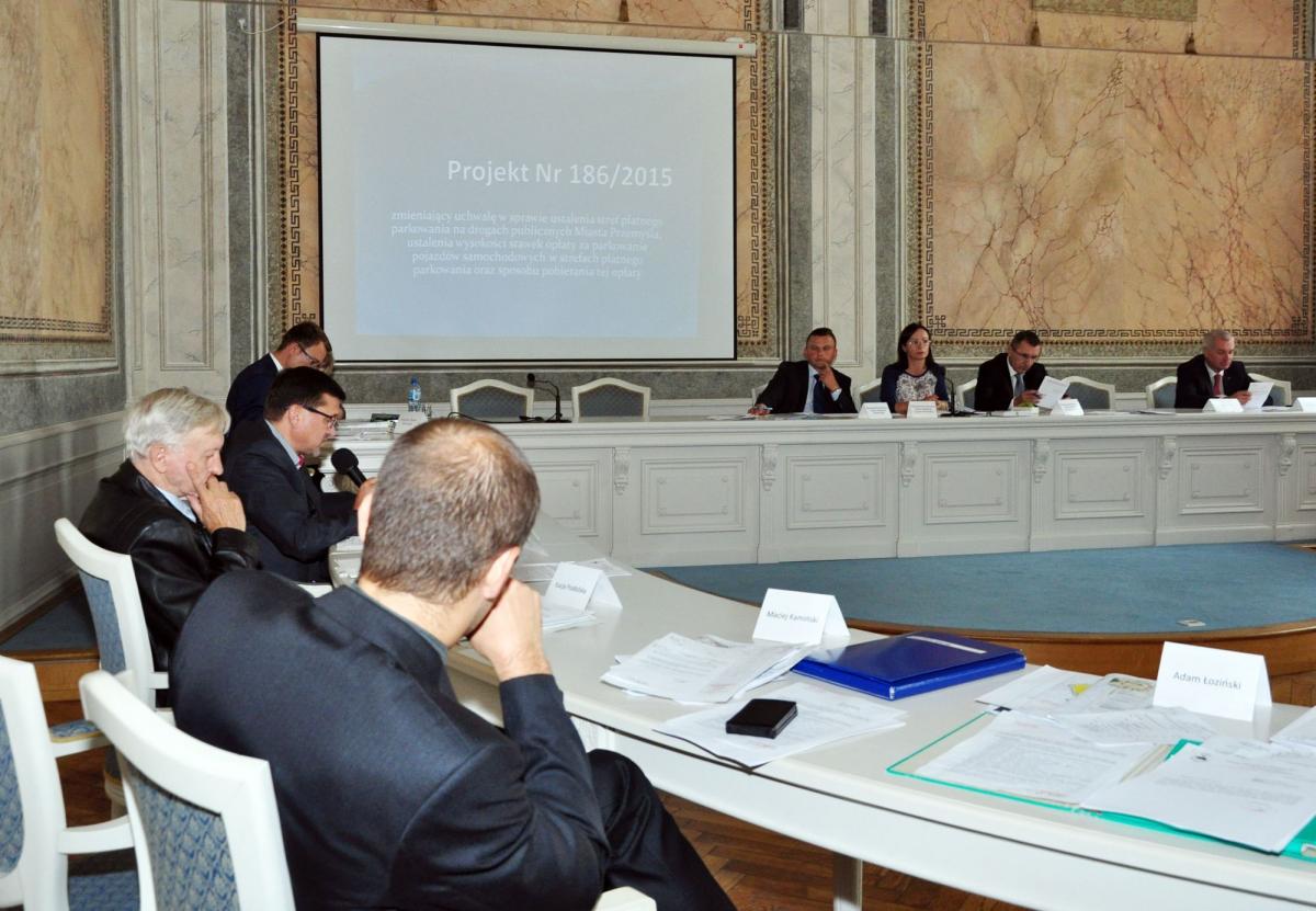 Projekt nr 186/2015 dotyczył zmiany opłat za parkowanie.<br/>fot.ze zbiorów własnych