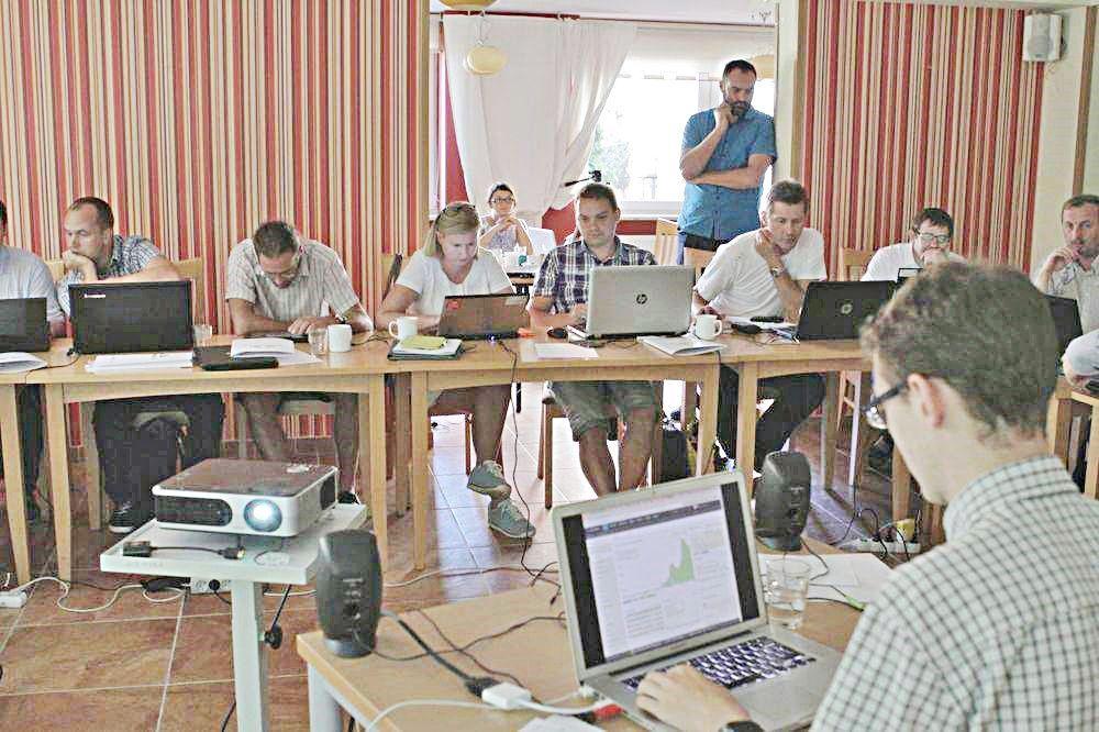 Uczniowie z „Kopernika” będą tworzyć mobilne aplikacje.