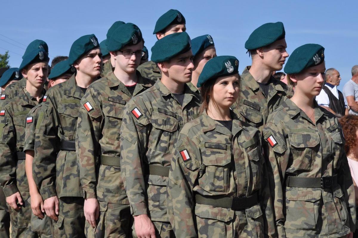 Uczniowie klasy wojskowej Zespołu Szkół w Birczy.<br/>fot.Paweł Bugira