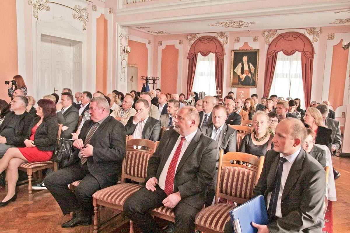 Chcą pokazać, że wzajemna współpraca przyniesie większe efekty niż działanie w pojedynkę.