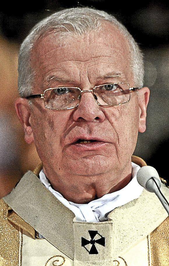 Metropolicie przemyskiemu, abp. Józefowi Michalikowi publicysta Rzeczpospolitej Tomasz Krzyżak poświęcił 420 stron. Napisanie biografii, przy czynnym udziale bohatera publikacji, zajęło mu 2 lata.<br/>fot.zbiory własne