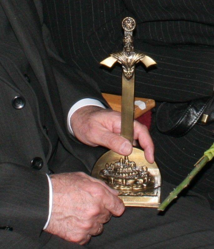 Dwadzieścia jeden razy burmistrz Jarosławia wręczał tę statuetkę. Otrzymało ją niemal 200 osób. Jak będzie za rok?<br/>fot.Roman Kijanka