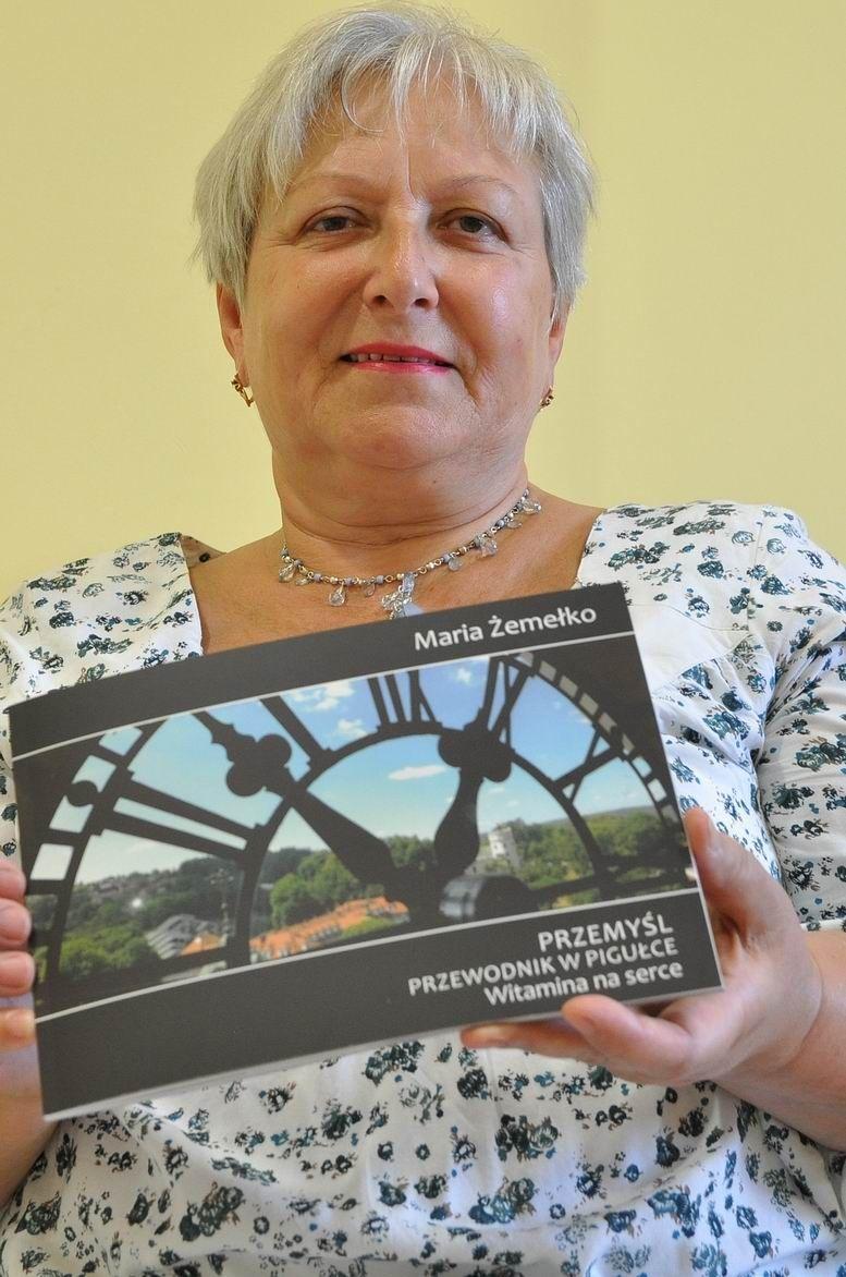 Album Marii Żemełko Przemyśl. Przewodnik w pigułce. Witamina na serce można znaleźć w przemyskich księgarniach oraz w Punkcie Informacji Turystycznej.<br/>fot.Paweł Bugira