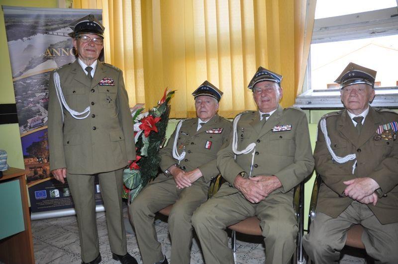Przedstawiciele z naszego regionu podczas zjazdu krajowego Stowarzyszenia Spadkobierców Polskich Kombatantów II Wojny Światowej.<br/>fot.Roman Zegarlicki