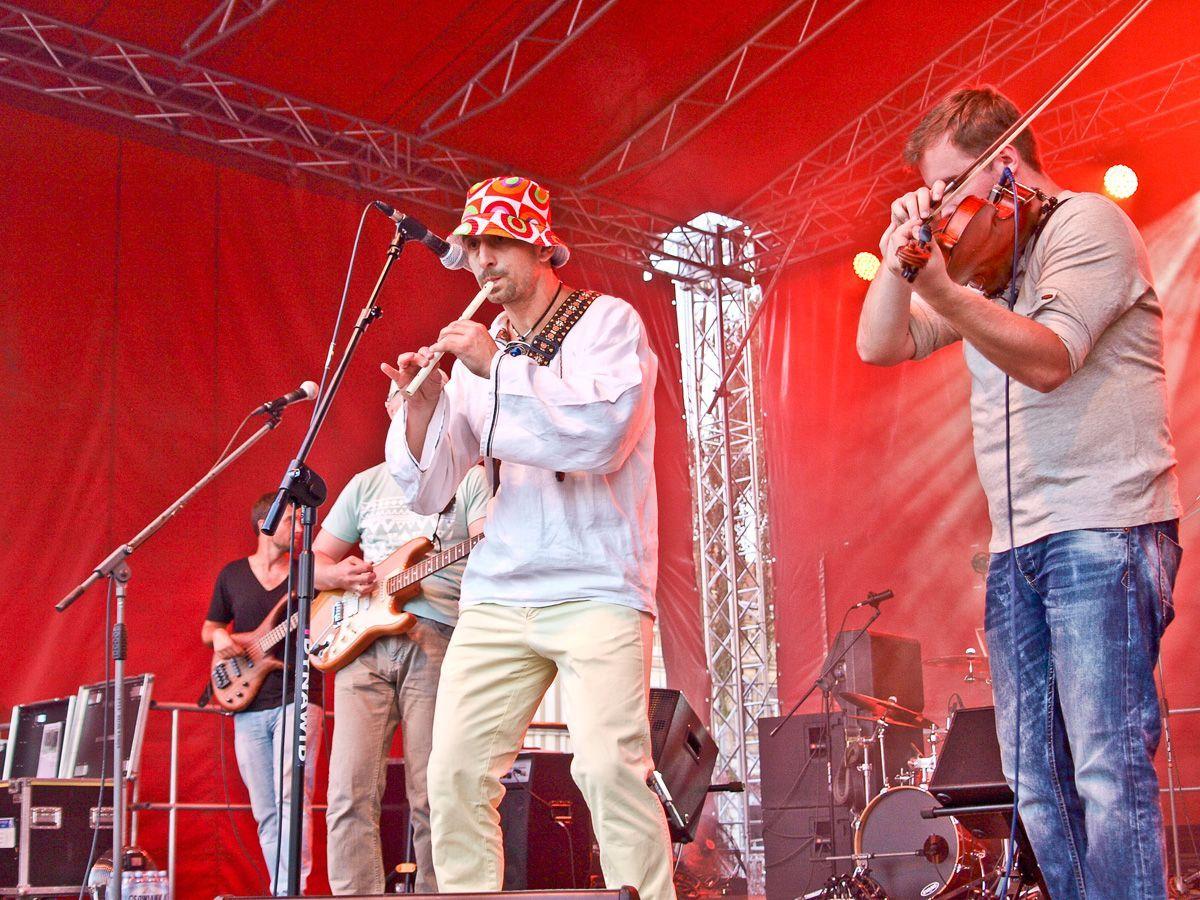 Zespół Czerehat zagrał w składzie: Bartosz Konopka, Lesław Jankiewicz, Maciej Kałamucki, Krzysztof Śmigiel, Kamil Nieznański, Damian Sąsiadek.<br/>fot.Izabela Plęs