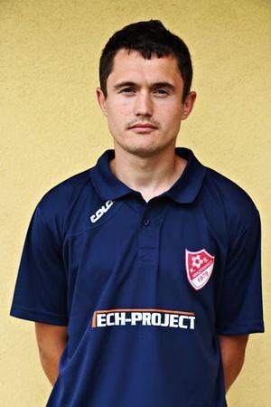 Łukasz Czub z powodzeniem grał już w IV lidze w barwach Piasta Tuczempy. Z KS Wiązownicą chce na dłużej zadomowić się w tej klasie rozgrywkowej.<br/>fot.www.kswiazownica.futbolowo.pl