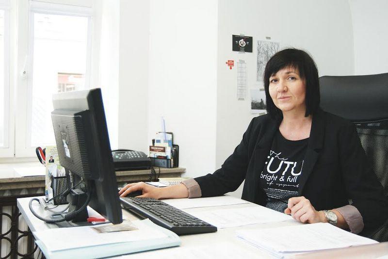 Nowa sekretarz miasta Przeworska Agnieszka Zakrzewska z samorządem terytorialnym związana jest od 13 lat.<br/>fot.UM Przeworsk