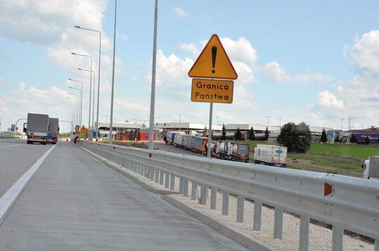 Przedsiębiorcy, przewoźnicy walczą o zachowanie sześciodniowego tygodnia pracy przez celników.<br/>fot.ze zbiorów własnych