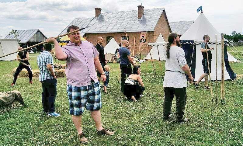 Rzuty do celu.<br/>fot.Agnieszka Chomyszyn
