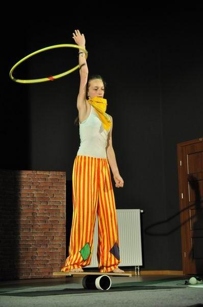 Podopieczni „Oratorium” prezentowali swoje umiejętności taneczne, akrobatyczne, teatralne i wokalne.<br/>fot.Paweł Bugira