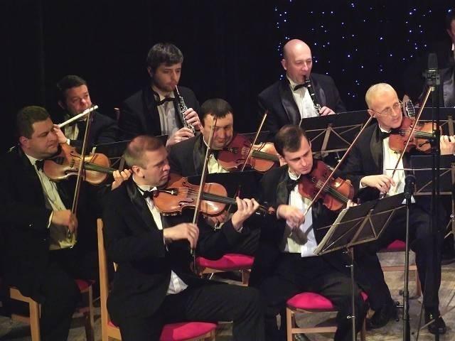 Orkiestra Narodowego Akademickiego Ukraińskiego Teatru Dramatycznego im. M. Zańkowieckej – jedna z najlepszych orkiestr teatralnych na Ukrainie – wystąpi na zamkowej scenie w sobotę, 7 lutego.
<br/>fot.Tomasz Beliński