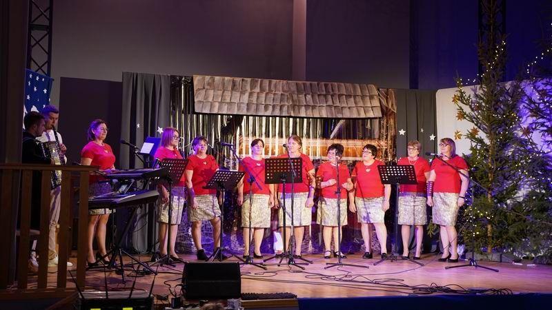 W murach Centrum Kultury, Sportu i Rekreacji „Sokół” w Sieniawie po raz 13. odbyła się impreza z udziałem działających na terenie gminy Sieniawa kół gospodyń i stowarzyszeń. <br/>fot.CKSiR Sieniawa