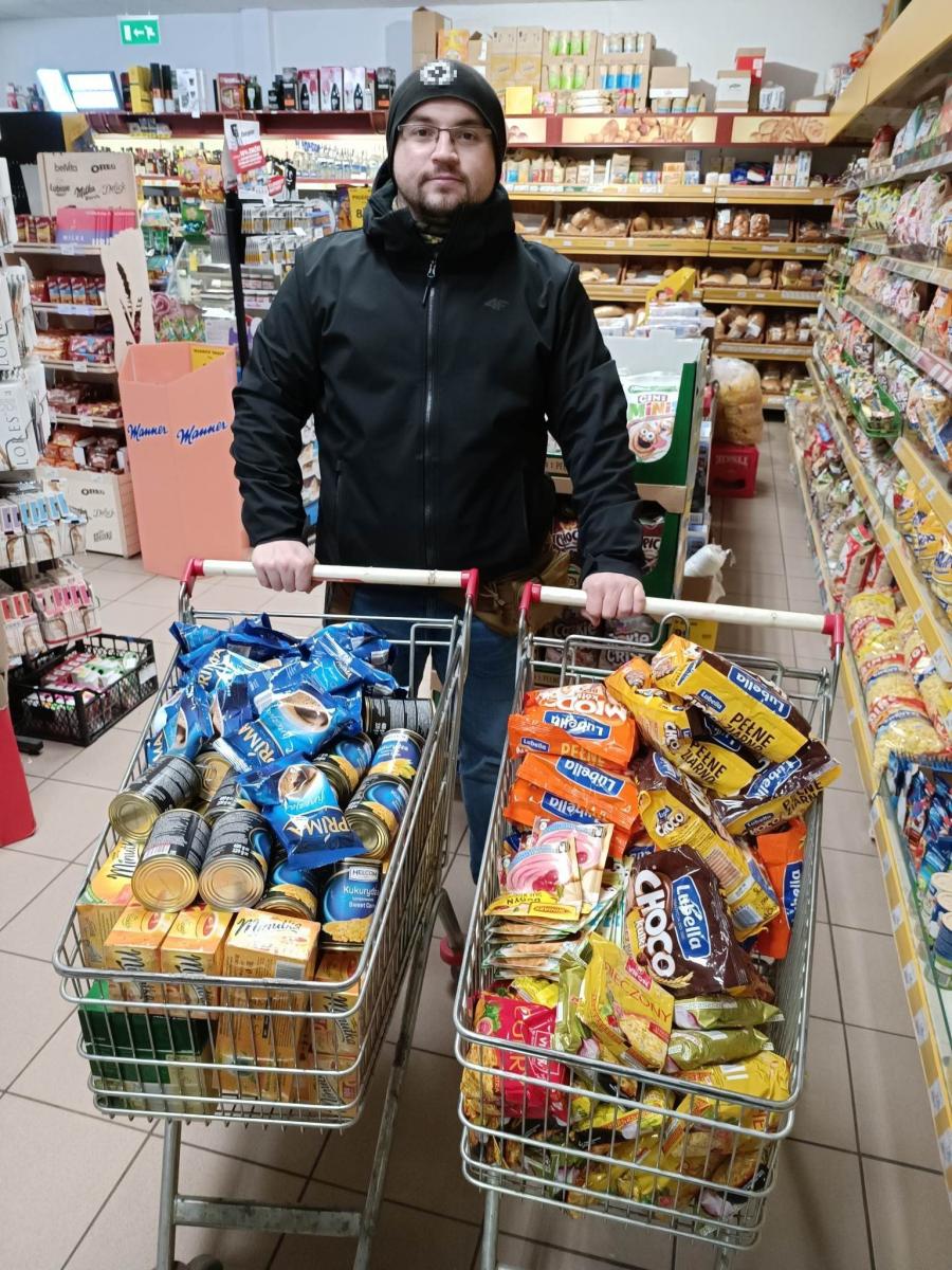 Wszystkie dary zostały zakupione dzięki kwotom wpisowym w ramach rozegranego  turnieju. – Dziękujemy drużynom za okazałe wsparcie – podsumowuje w imieniu organizatorów M. Horbaczek.

<br/>fot.materiały organizatora
