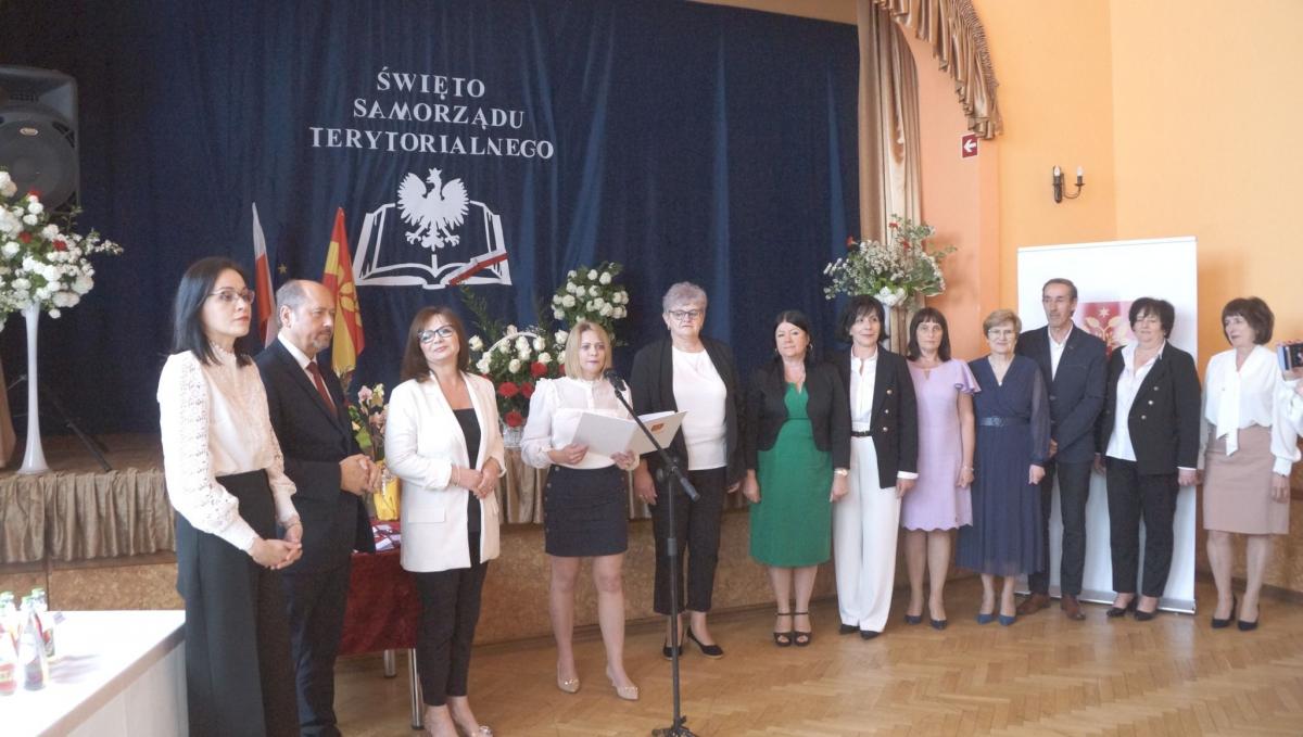 Złote medale odebrało 8 pracowników UG Wiązownica, mających na koncie przeszło 30-letni staż pracy.

<br/>fot.UG Wiązownica