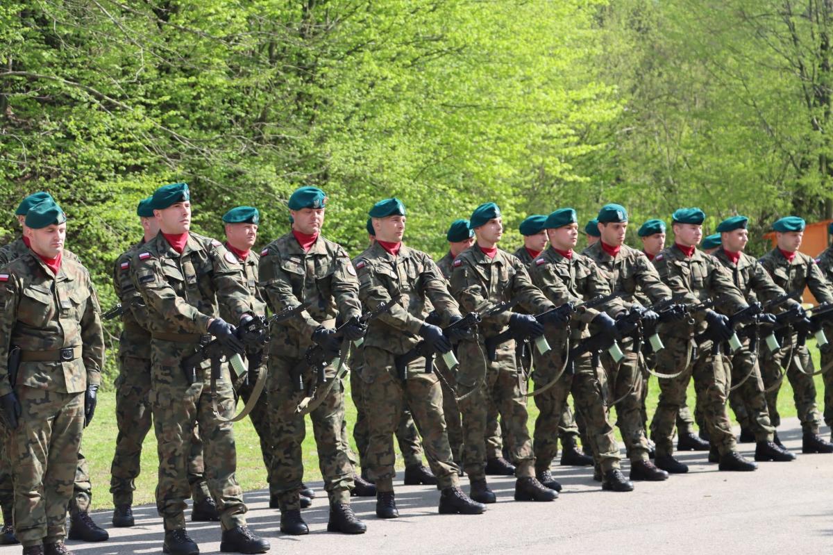 Odczytano uroczysty apel pamięci i oddano salwę honorową.<br/>fot.GOKSiT Bircza