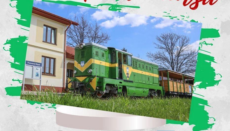 „Zielone cudeńko” – a więc wyremontowana zielona lokomotywa z numerem 257, stanowiąca element składu przeworskiej wąskotorówki, doczeka się oficjalnej nazwy. Autor zwycięskiej propozycji 13 sierpnia, podczas uroczystości otwarcia dworca w Kańczudze, oficjalnie nada tytuł lokomotywie.

<br/>fot.FB Pr