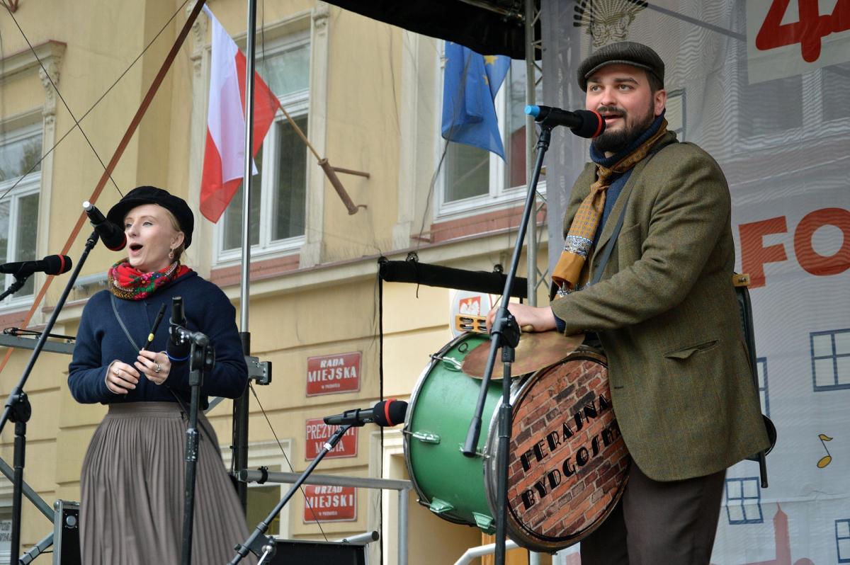 Niedziela była dniem koncertu plenerowego laureatów.<br/>fot.UM Przemyśl  