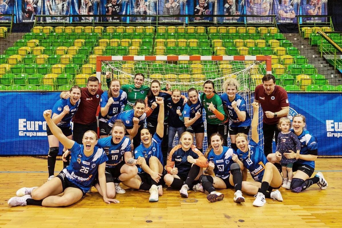 Finalistki Orlen Pucharu Polski w sezonie 2022 – 2023 – Eurobud JKS Jarosław. Gratulujemy!<br/>fot.ze zbiorów własnych