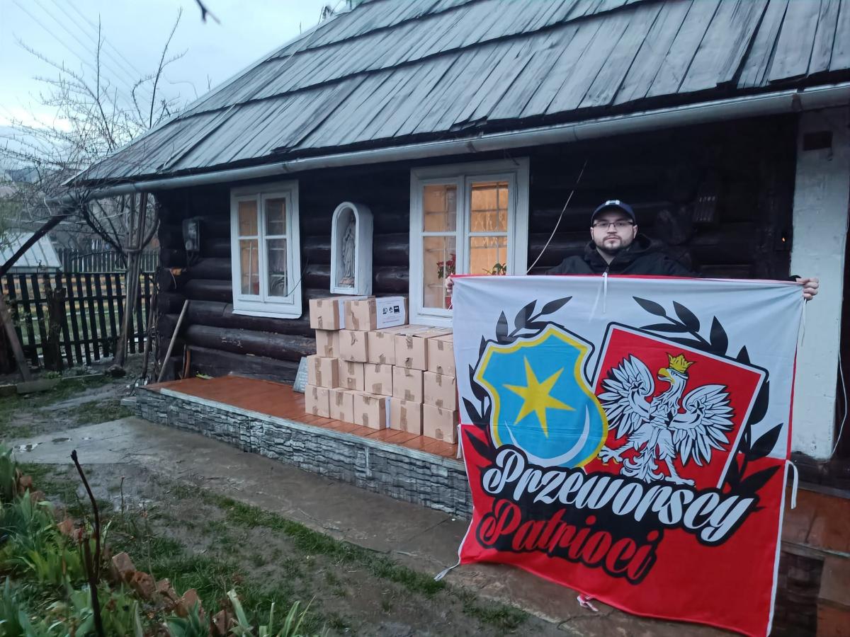 Dary – przy udziale członków przeworskiej organizacji – trafiły do adresatów.<br/>fot.materiały organizatora
