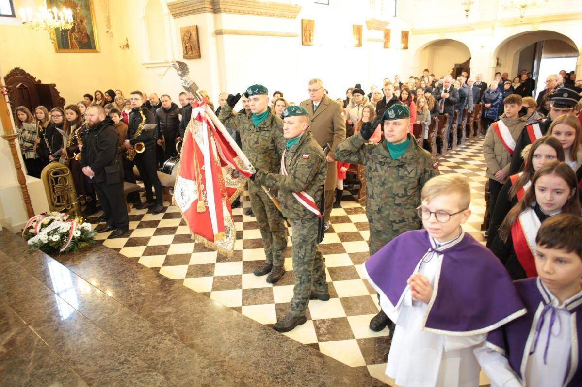 W Rokietnicy oddano hołd ofiarom represyjnej akcji pacyfikacyjnej, dokonanej w odwecie za działalność konspiracyjną w Armii Krajowej. <br/>fot.UG Rokietnica