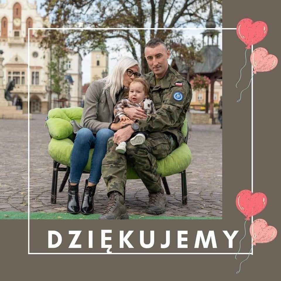 Mały Franek i jego rodzice są przeszczęśliwi. Dzięki ludziom dobrej woli udało się zebrać niebotyczną kwotę 10 mln zł.<br/>fot.ze zbiorów własnych