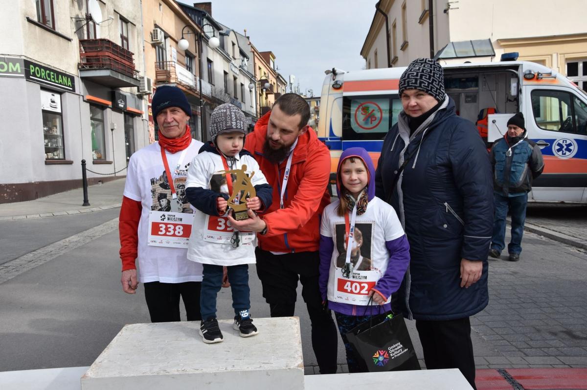 
Najmłodszym uczestnikiem biegu był Jakub Mróz, mający dopiero 2 lata, a najstarszym  73-letni Stanisław Hrymak.
<br/>fot.UG Przeworsk
