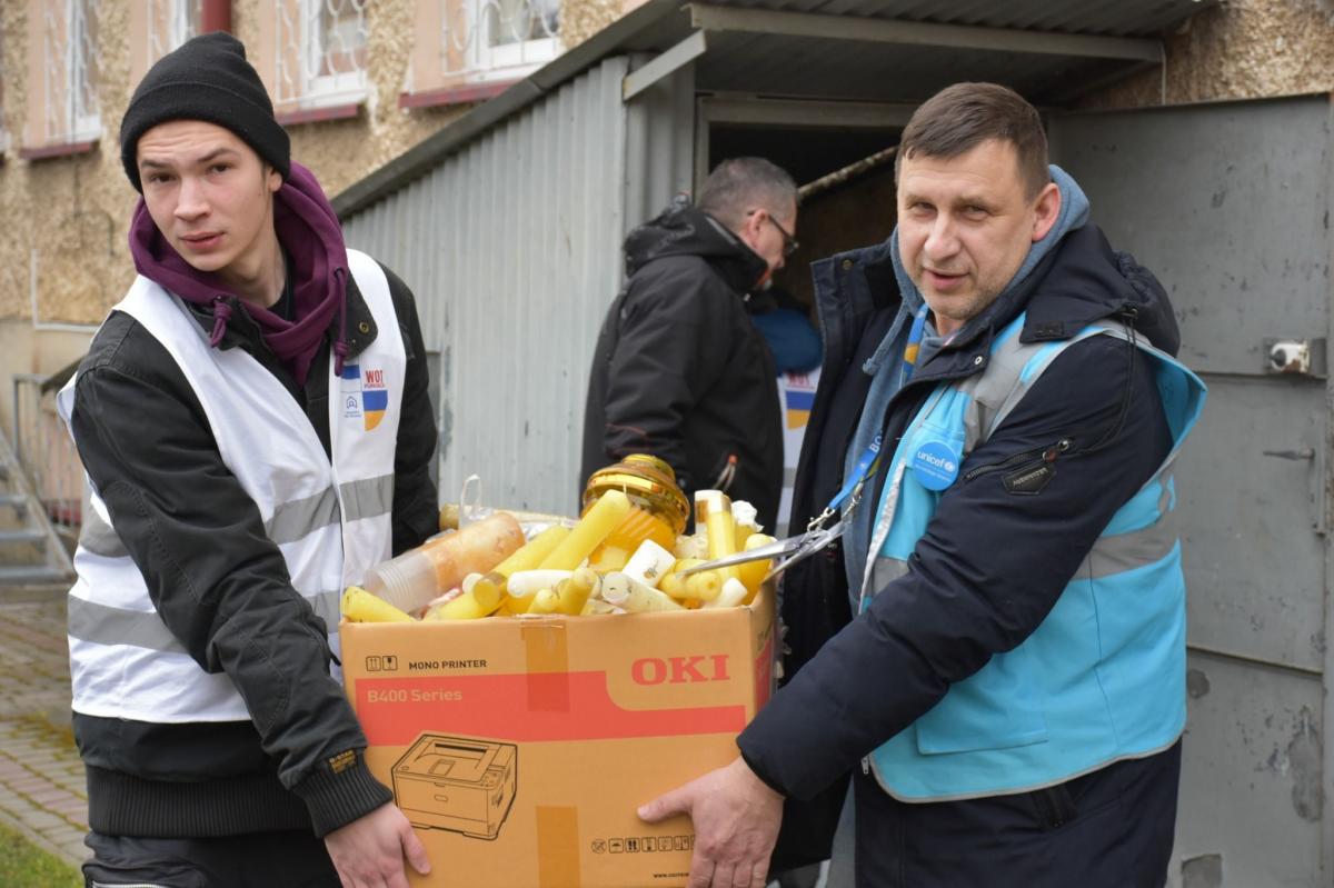 Zbiórka świec okopowych w Medyce zakończyła się sukcesem. „Pamiętajmy, dobro wraca” – podsumowali koordynatorzy przedsięwzięcia.

<br/>fot.GCK w Medyce