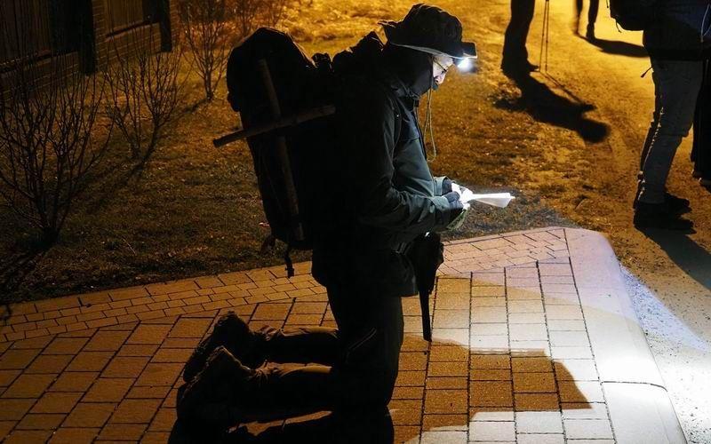 Dla wielu przejście trasy Ekstremalnej Drogi Krzyżowej to prawdziwe wyzwanie.<br/>fot.www.edk.org.pl