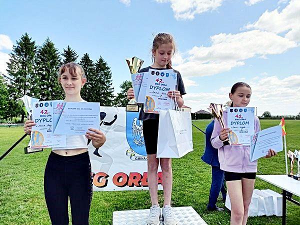 W 42. edycji biegu rywalizacja odbyła się aż w 12 kategoriach wiekowych.<br/>fot.UG Orły