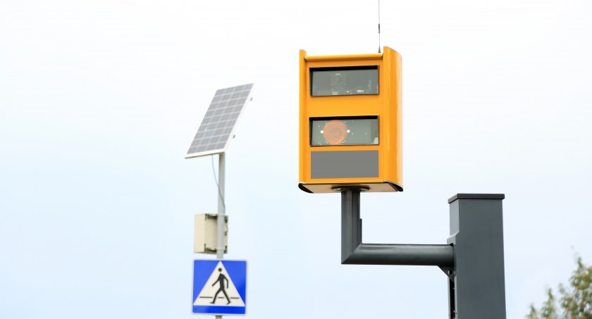 W Polsce wszystkie fotoradary wchodzą w skład Centrum Automatycznego Nadzoru nad Ruchem Drogowym. Zarządza nimi Główny Inspektorat Transportu Drogowego. Kto wie, czy kolejny z nich nie stanie za jakiś czas na ul. Zadwórzańskiej. 