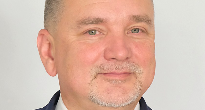 Przemyślanin Andrzej Zapałowski to były poseł (1997 – 2001) i europoseł (2005 – 2009), obecnie radny Rady Miejskiej w Przemyślu.