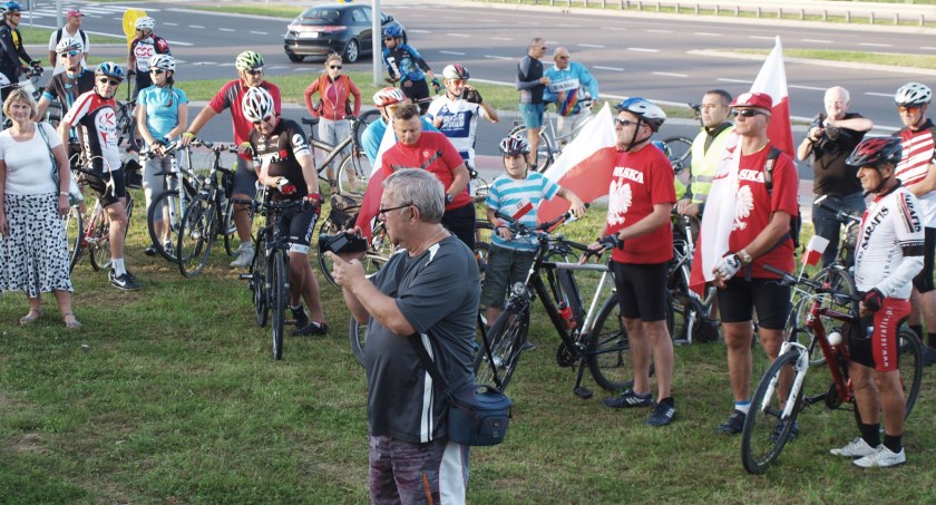Już od 10 lat Stowarzyszenie Pamięci Polskich Termopil i Kresów im. ks. Bronisława Mireckiego w Przemyślu organizuje rowerowy, patriotyczny rajd.