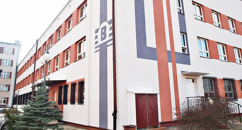Firma Adamietz wyceniła swoją ofertę na 21 850 146 zł.