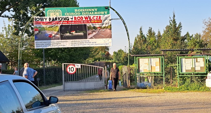 Wśród pomysłów zgłoszonych w ramach BO jest m.in. remont i modernizacja parkingu przy Rodzinnych Ogrodach Działkowych „Wilcze”./ Zdjcie: U. Gielo