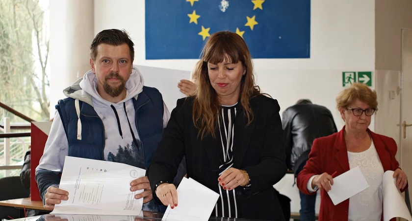 W Przemyśłu o godzinie 17 frekwencja przekroczyła 55 procent. Fot. Mariusz Godos